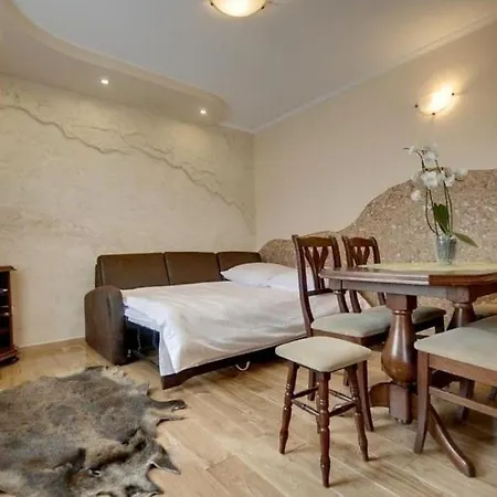Udanypobyt Apartament Mysliwski Διαμέρισμα *
